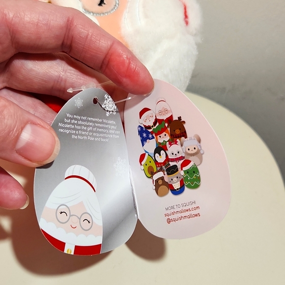 ❤️ NWT MRS. CLAUS NICOLETTE SQUISHMALLOWS CHRISTMAS HOLIDAY - 4.5" PLUSHIE - NEW - Picture 3 of 7